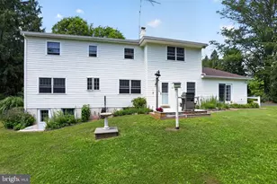 272 Pigeon Creek Rd, Pottstown, PA 19465 - Photo 3