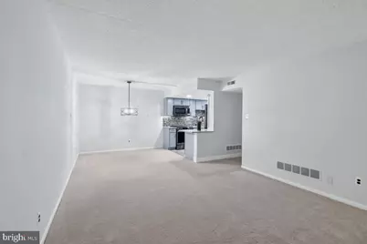 364 Summit House #364, West Chester, PA 19382 - Photo 5