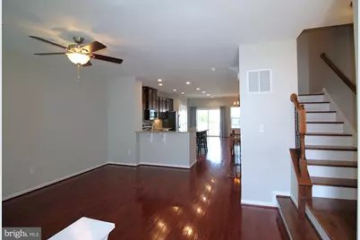 516 Groat Aly, Phoenixville, PA 19460 - Photo 3
