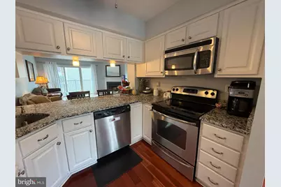 703 Cheswold Court, Chesterbrook, PA 19087 - Photo 9