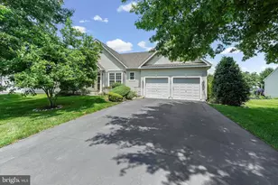 647 Martin Dr, Avondale, PA 19311 - Photo 1