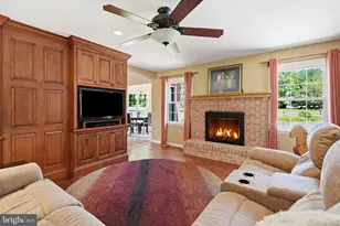 204 Readington Dr, Spring City, PA 19475 - Photo 43