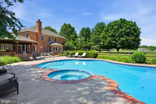 204 Readington Dr, Spring City, PA 19475 - Photo 85