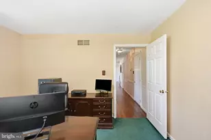 204 Readington Dr, Spring City, PA 19475 - Photo 53