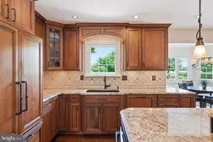 204 Readington Dr, Spring City, PA 19475 - Photo 25