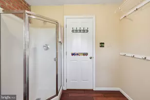 204 Readington Dr, Spring City, PA 19475 - Photo 57