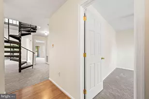 242 Valley Stream Ln, Chesterbrook, PA 19087 - Photo 5