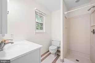242 Valley Stream Ln, Chesterbrook, PA 19087 - Photo 17