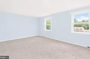 364 S Balderston Dr, Exton, PA 19341 - Photo 3