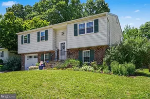 9 Dianna Dr, Phoenixville, PA 19460 - Photo 3