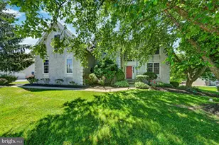 212 Prescott Dr, Chester Springs, PA 19425 - Photo 1