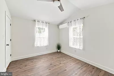 864 Buttonwood Avenue, Spring City, PA 19475 - Photo 13