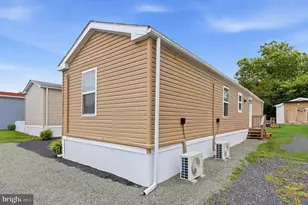 864 Buttonwood Ave, Spring City, PA 19475 - Photo 15