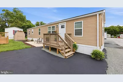 864 Buttonwood Avenue, Spring City, PA 19475 - Photo 1