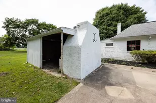 3040 Manor Rd, Coatesville, PA 19320 - Photo 3
