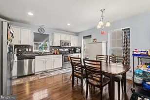 121 N Yeingst Dr, Elverson, PA 19520 - Photo 7