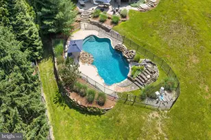 210 Fulling Dr, Chadds Ford, PA 19317 - Photo 3