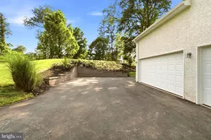 335 Ridley Creek Ln, West Chester, PA 19380 - Photo 11