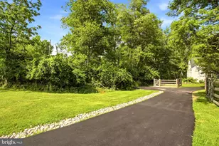 335 Ridley Creek Ln, West Chester, PA 19380 - Photo 3