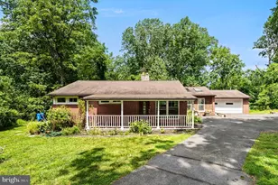 25 E Pennsbury Way, Chadds Ford, PA 19317 - Photo 1
