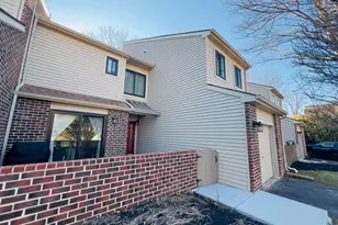 8 Knox Ct, Chesterbrook, PA 19087 - Photo 3