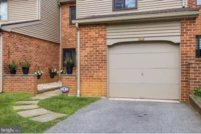 203 Camsten Court, Chesterbrook, PA 19087 - Photo 3