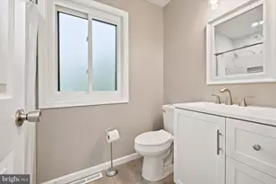 203 Camsten Ct, Chesterbrook, PA 19087 - Photo 15