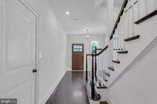 17 Grey Ct, Berwyn, PA 19312 - Photo 3
