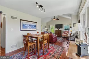 243 S Pine St, Elverson, PA 19520 - Photo 15