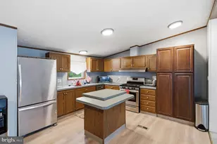 1 Orchard Ln, Spring City, PA 19475 - Photo 7