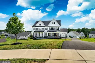 207 Alexis Ct, West Chester, PA 19380 - Photo 1