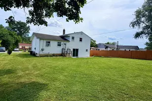 929 W Chestnut St, Coatesville, PA 19320 - Photo 5