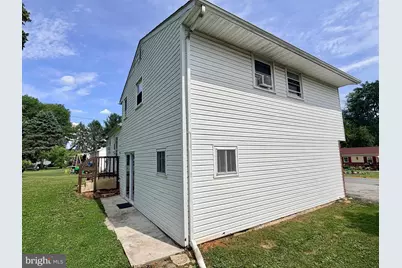 929 W Chestnut Street, Coatesville, PA 19320 - Photo 7
