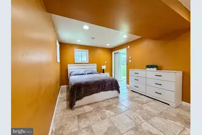 929 W Chestnut Street, Coatesville, PA 19320 - Photo 13