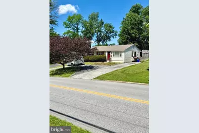409 W Rosedale Avenue, West Chester, PA 19382 - Photo 3