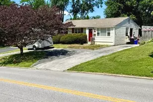 409 W Rosedale Ave, West Chester, PA 19382 - Photo 3