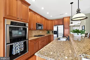 204 Rawson Ln, Coatesville, PA 19320 - Photo 23