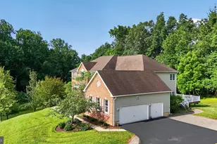 1464 W Stonington, Downingtown, PA 19335 - Photo 7