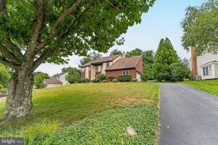 273 Spring Run Ln, Downingtown, PA 19335 - Photo 1