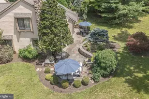 8 Sugar Knoll Dr, Devon, PA 19333 - Photo 1