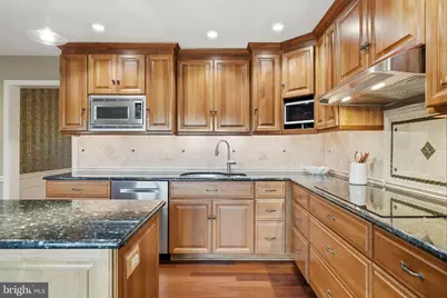 525 Beaumont Circle, West Chester, PA 19380 - Photo 29