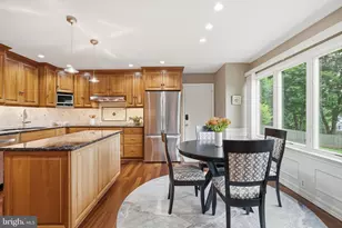 525 Beaumont Cir, West Chester, PA 19380 - Photo 19