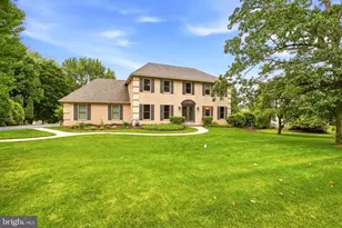 525 Beaumont Cir, West Chester, PA 19380 - Photo 5