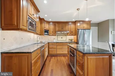 525 Beaumont Circle, West Chester, PA 19380 - Photo 23