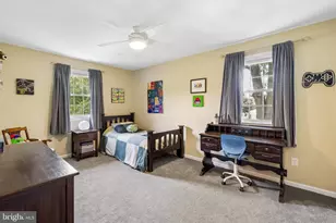 1323 N Tulip Dr, West Chester, PA 19380 - Photo 43
