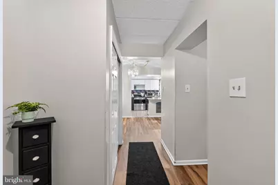 710 Washington Place #10, Chesterbrook, PA 19087 - Photo 3