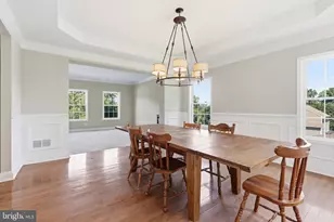 115 Burgundy Ln, Coatesville, PA 19320 - Photo 11
