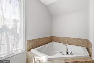 115 Burgundy Ln, Coatesville, PA 19320 - Photo 19