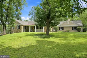 905 Newtown Rd, Devon, PA 19333 - Photo 3