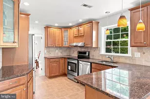 905 Newtown Rd, Devon, PA 19333 - Photo 31